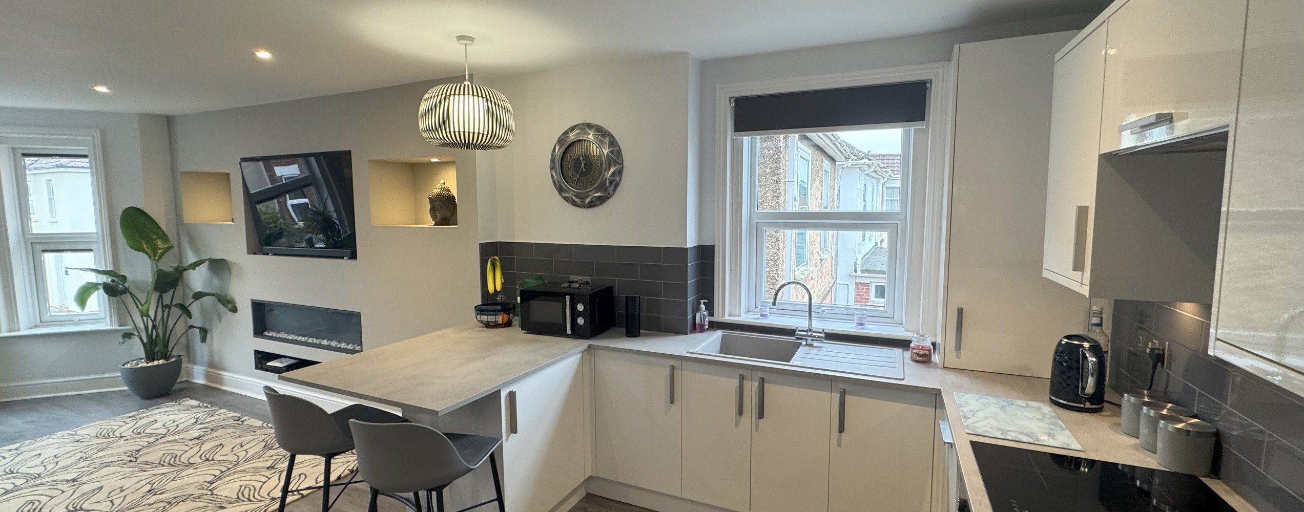 3745-Oakwood Road 4