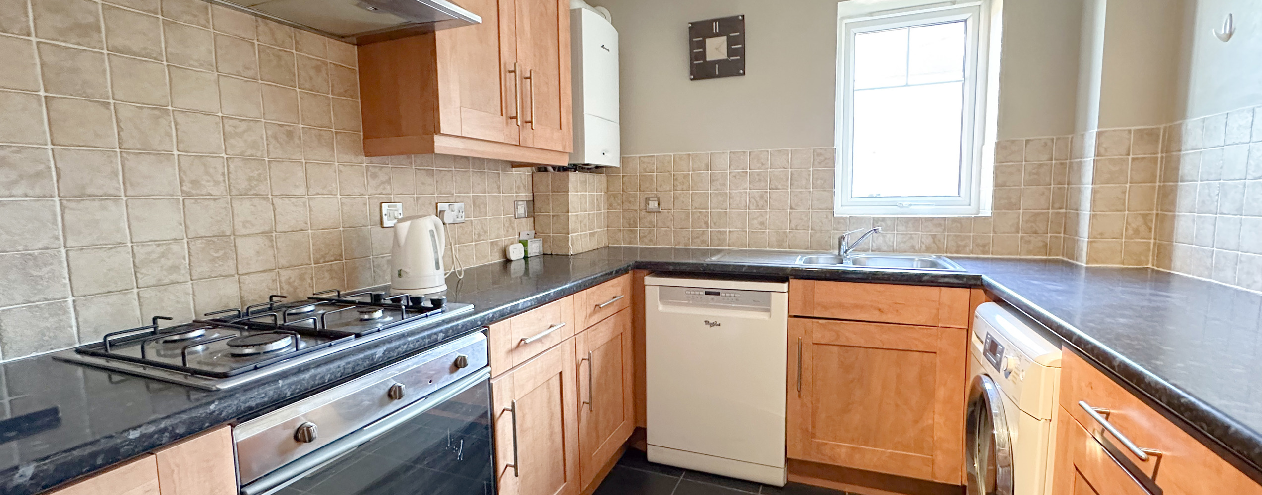 3768-Burnaby Road 8