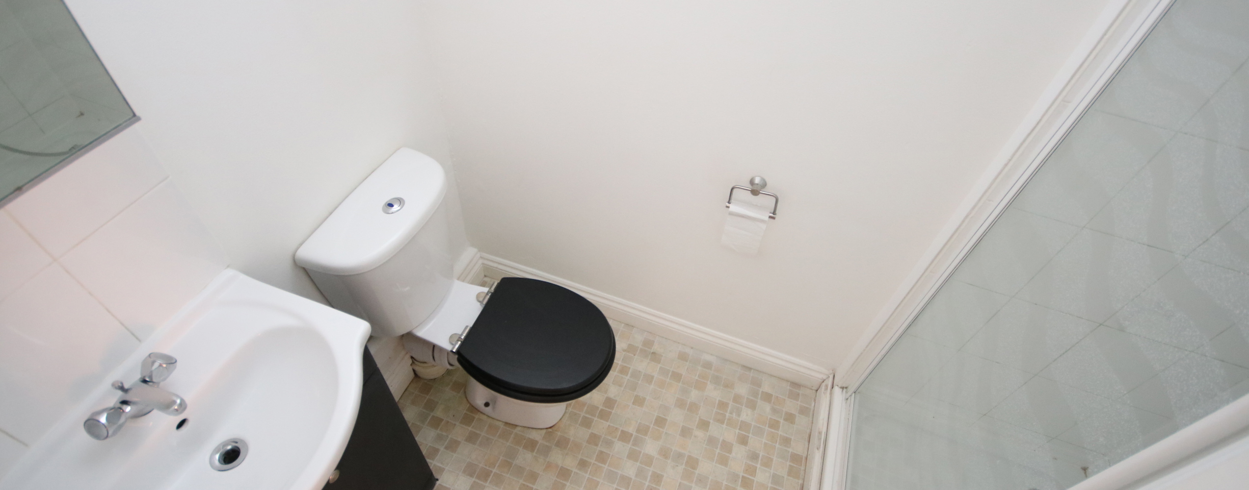 3644-Heron Court Road 4